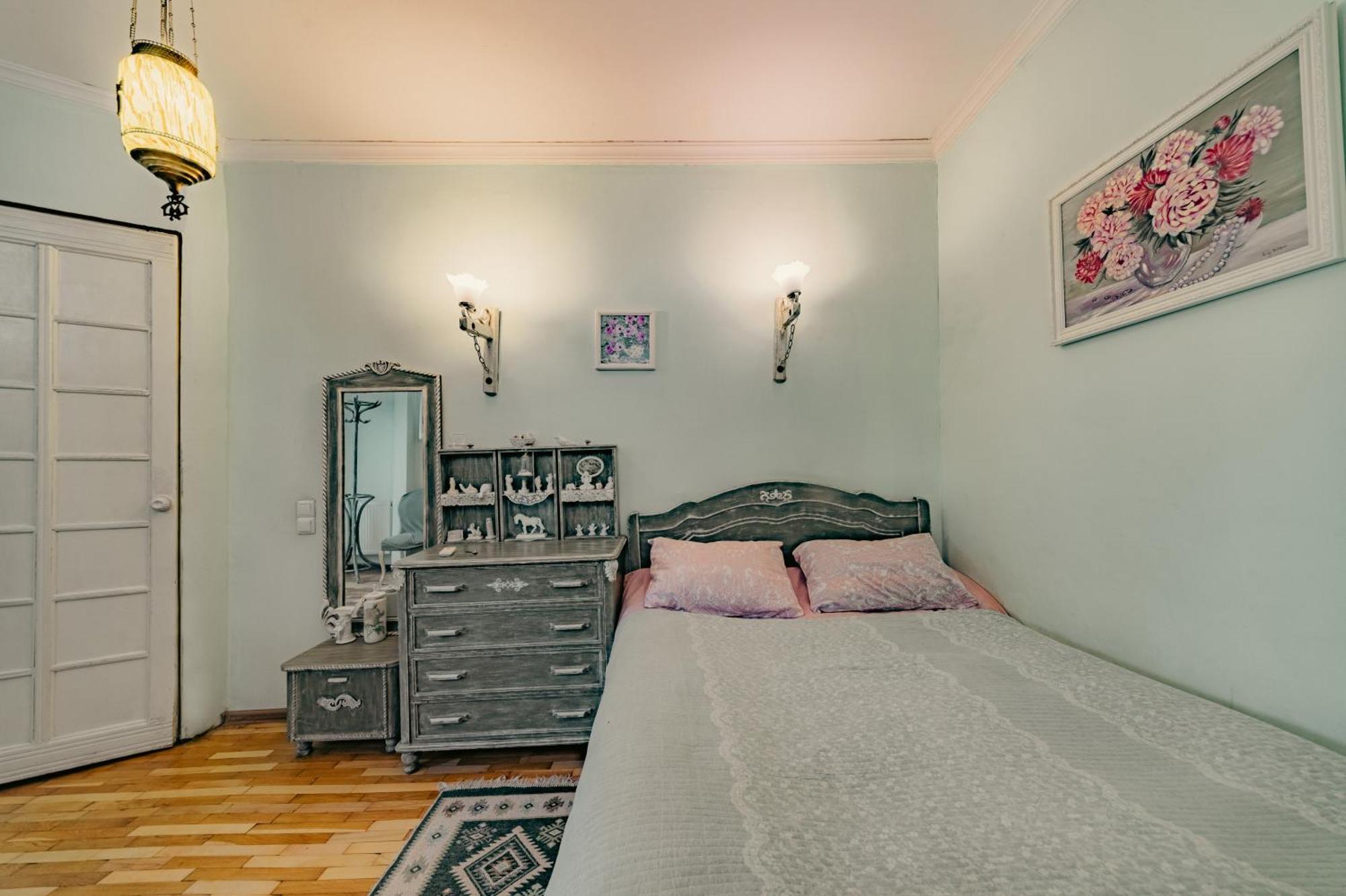 Guest House Tabukashvili 31 Тбілісі Екстер'єр фото